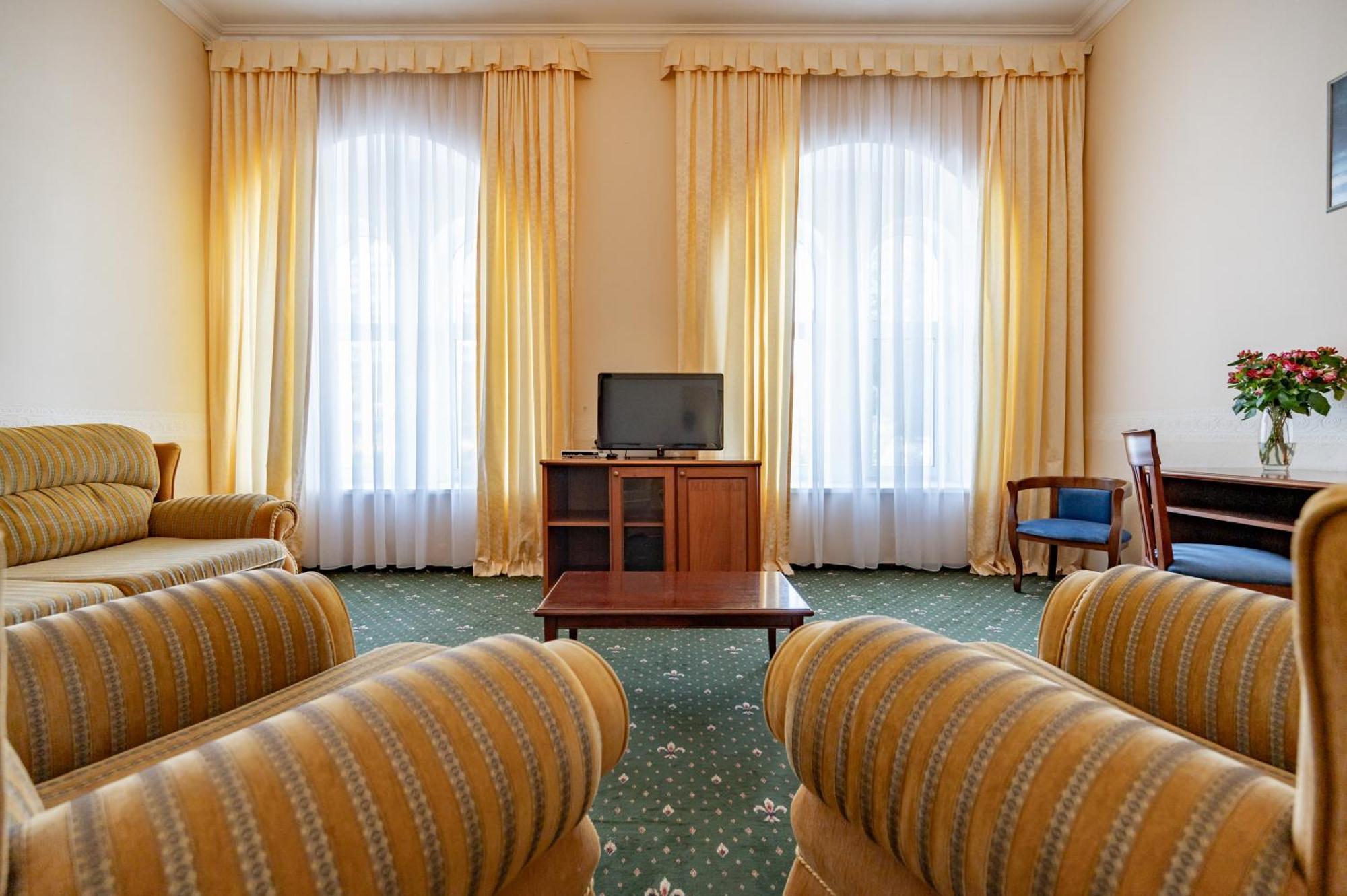Отель морской 4*