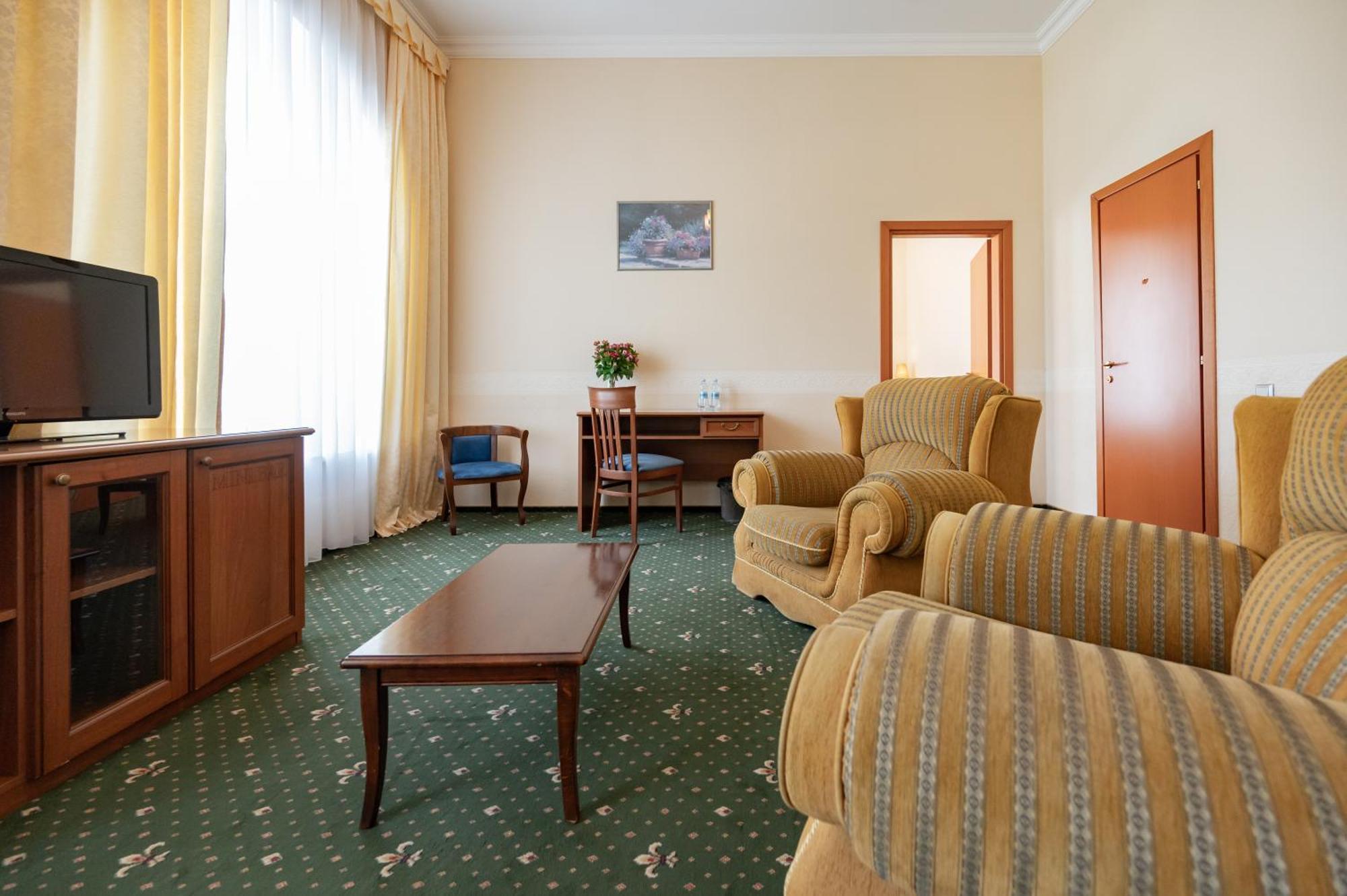 морський Hotel